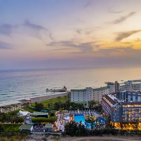Resort Washington & 5*