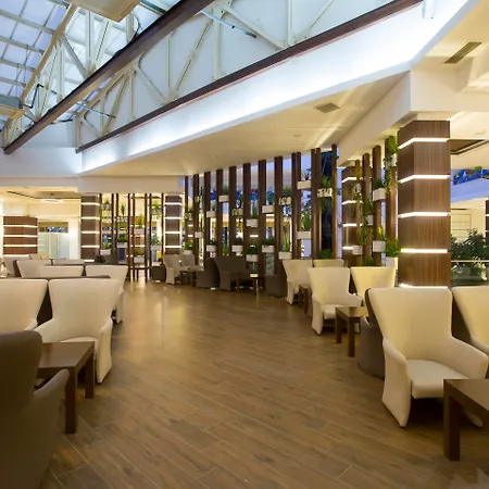 华辛顿度假酒店及水疗中心 5* 马纳夫加特