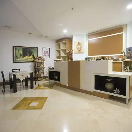 华辛顿度假酒店及水疗中心 5*